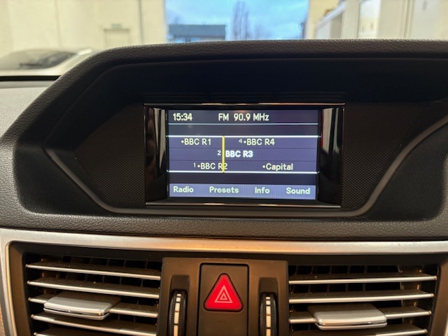 Used Mercedes-Benz E Class 2009 for sale - 76792492: Photo 36