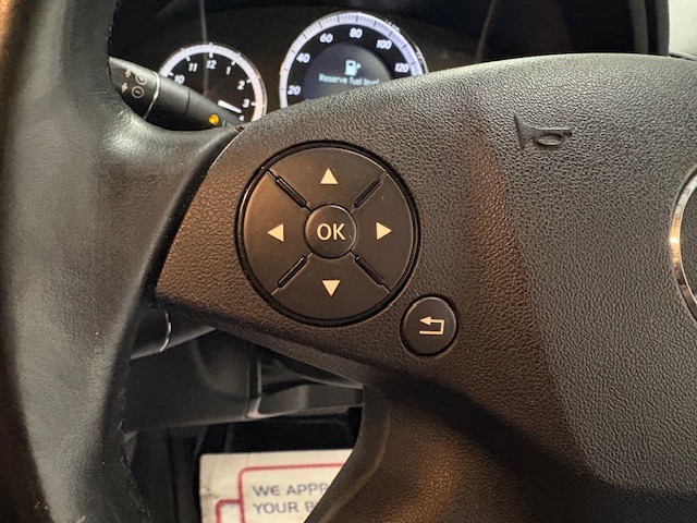 Used Mercedes-Benz E Class 2009 for sale - 76792492: Photo 40