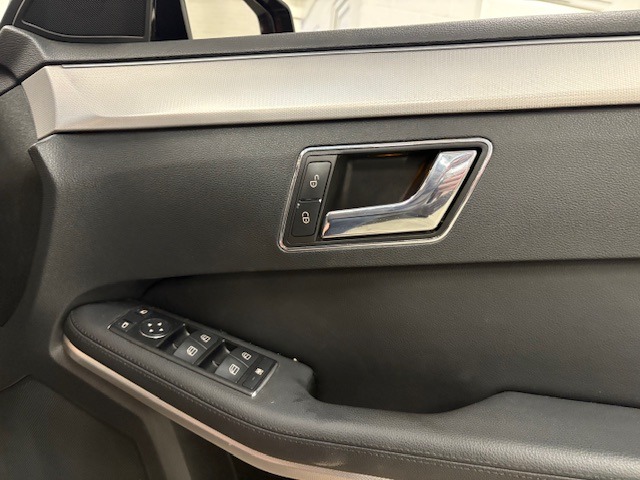 Used Mercedes-Benz E Class 2009 for sale - 76792492: Photo 42