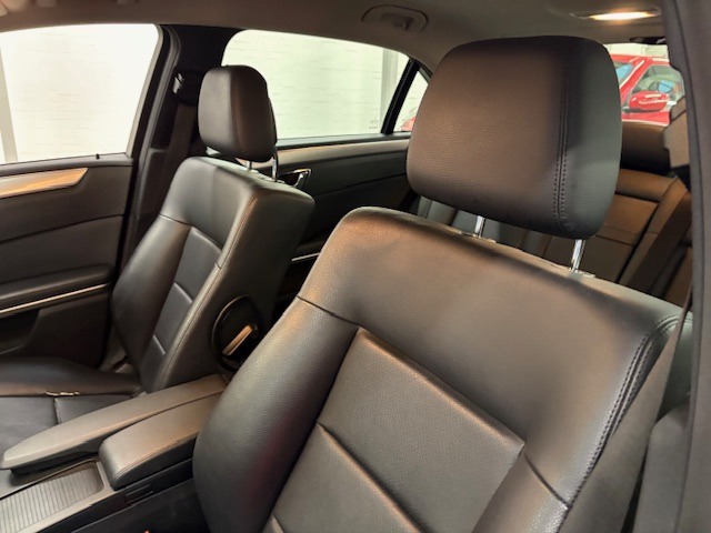 Used Mercedes-Benz E Class 2009 for sale - 76792492: Photo 46