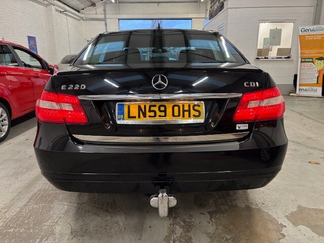 Used Mercedes-Benz E Class 2009 for sale - 76792492: Photo 6