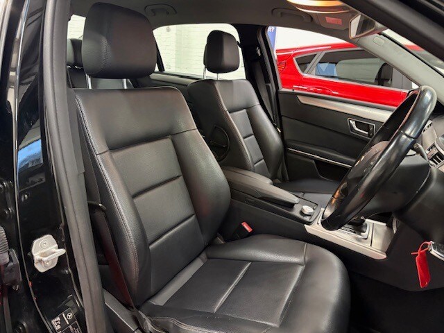 Used Mercedes-Benz E Class 2009 for sale - 76792492: Photo 8