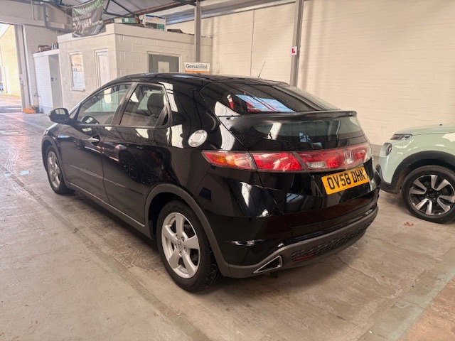 Used Honda Civic 2008 for sale - 77167772: Photo 3