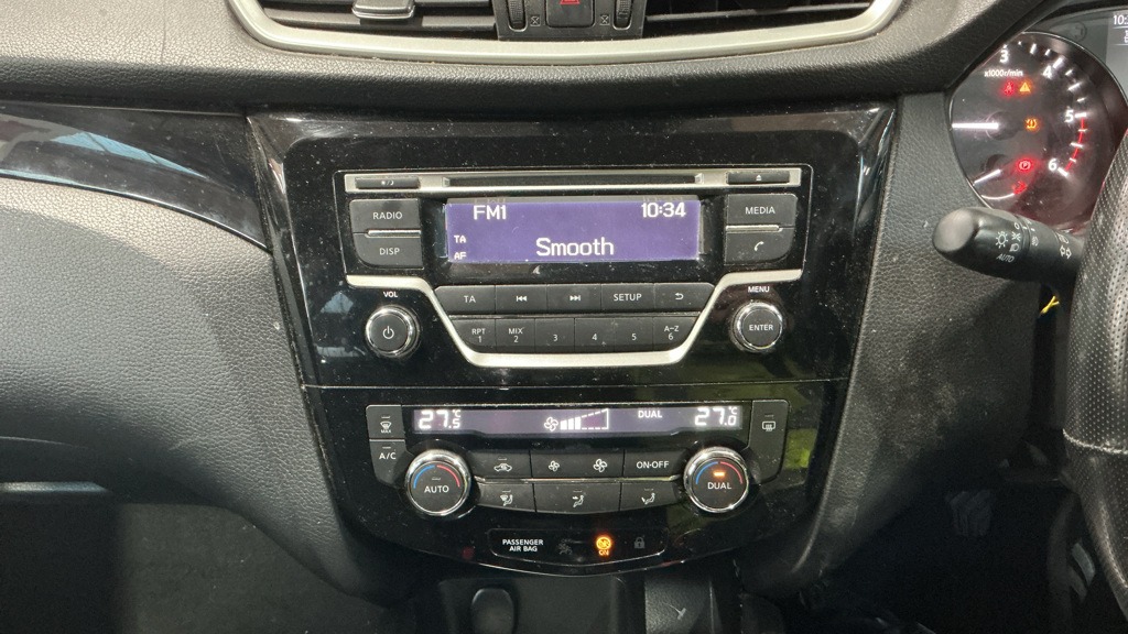 Used Nissan Qashqai 2015 for sale - 77716021: Photo 9