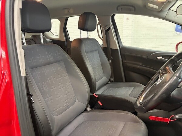 Used Vauxhall Meriva 2016 for sale - 76243030: Photo 10