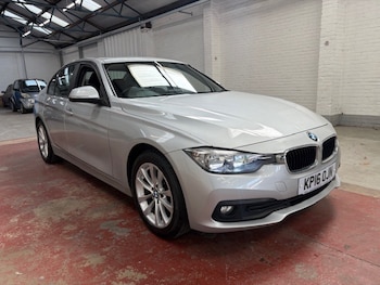 2016 (16) - 318i SE 4dr