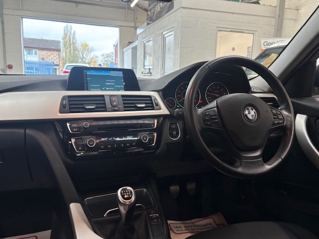 Used BMW 3 Series 2016 for sale - 76114149: Photo 38