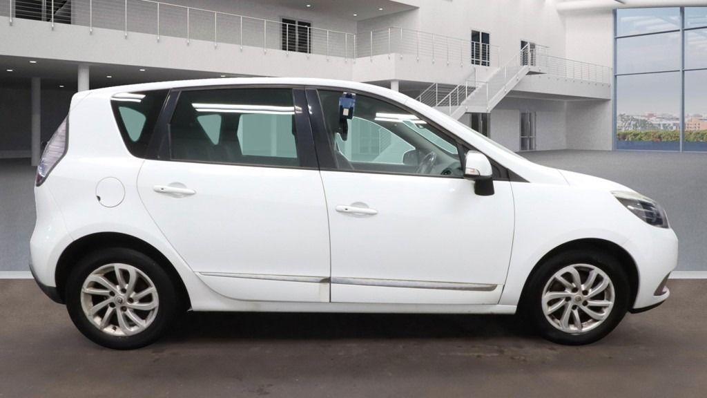 Used Renault Scenic 2015 for sale - 76893370: Photo 5