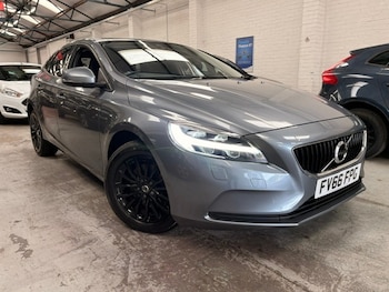 Used Volvo V40 2016 for sale - 79512259: Photo