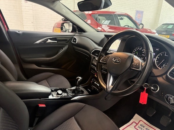 Used Infiniti Q30 2017 for sale - 76005071: Photo 20