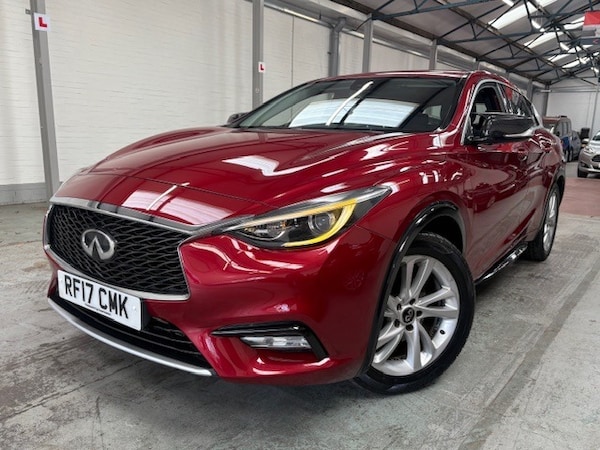 Used Infiniti Q30 2017 for sale - 76005071: Photo 2