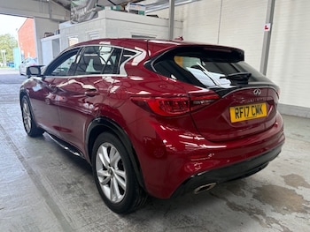 Used Infiniti Q30 2017 for sale - 76005071: Photo 3
