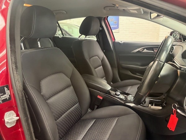 Used Infiniti Q30 2017 for sale - 76005071: Photo 9