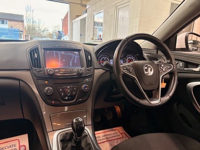 Used Vauxhall Insignia 2014 for sale - 76958709: Photo 37