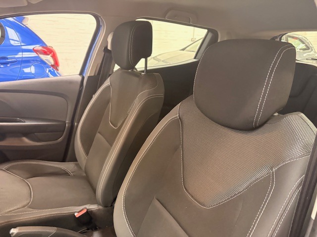 Used Renault Clio 2018 for sale - 77220576: Photo 26