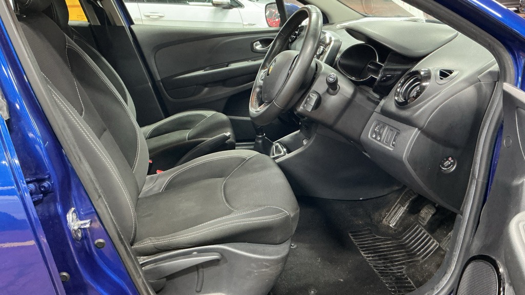 Used Renault Clio 2018 for sale - 77220576: Photo 8