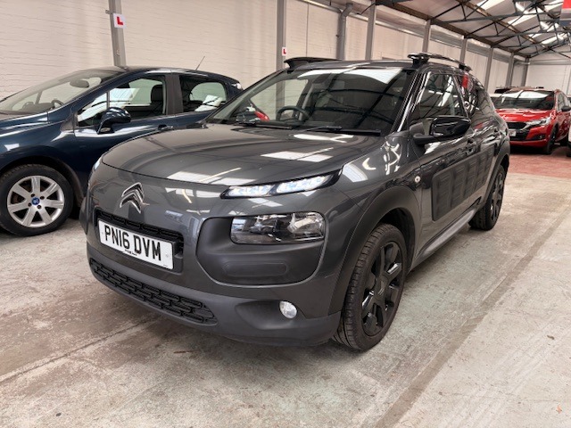 Used Citroen C4 Cactus 2016 for sale - 77888260: Photo 2
