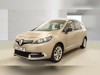 Used Renault Grand Scenic 2015 for sale - 78252246: Photo
