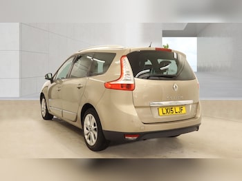 Used Renault Grand Scenic 2015 for sale - 78252246: Photo