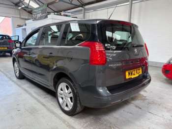 Used Peugeot 5008 2012 for sale - 74387243: Photo