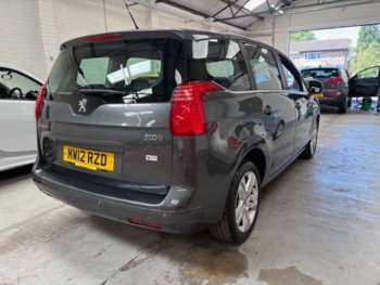 Used Peugeot 5008 2012 for sale - 74387243: Photo