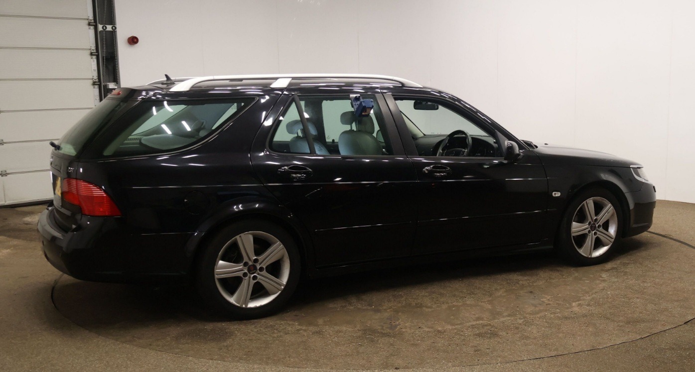 Used Saab 9-5 2010 for sale - 77431481: Photo 3