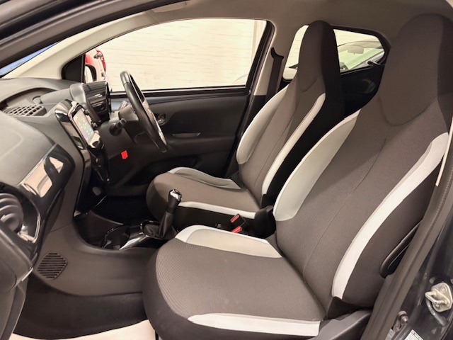 Used Toyota AYGO 2017 for sale - 77491035: Photo 10