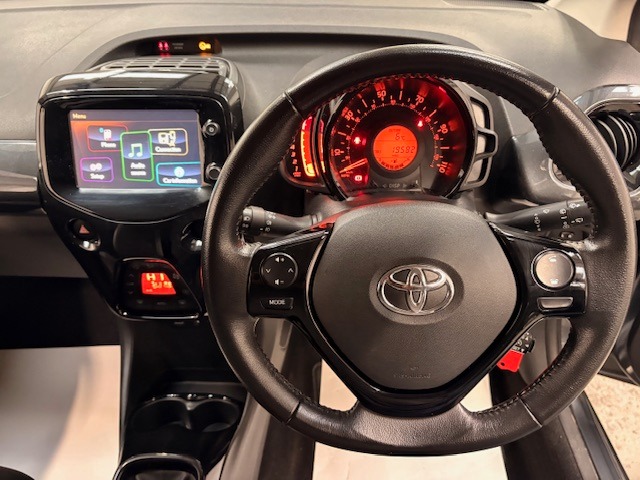 Used Toyota AYGO 2017 for sale - 77491035: Photo 11