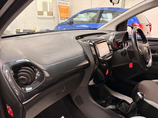 Used Toyota AYGO 2017 for sale - 77491035: Photo 27