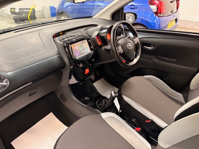 Used Toyota AYGO 2017 for sale - 77491035: Photo 31