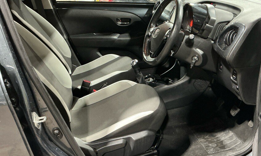 Used Toyota AYGO 2017 for sale - 77491035: Photo 8