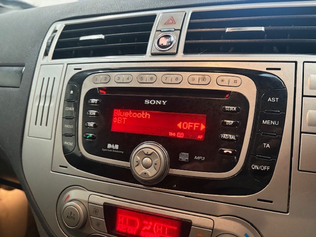 Used Ford Kuga 2011 for sale - 76879518: Photo 27