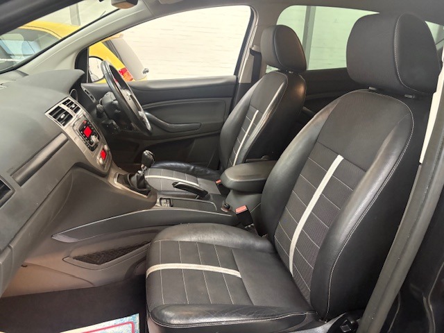 Used Ford Kuga 2011 for sale - 76879518: Photo 31