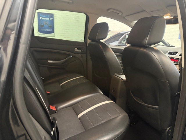 Used Ford Kuga 2011 for sale - 76879518: Photo 38