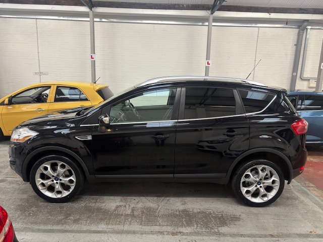 Used Ford Kuga 2011 for sale - 76879518: Photo 7