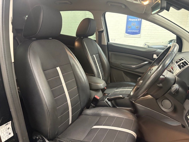 Used Ford Kuga 2011 for sale - 76879518: Photo 9