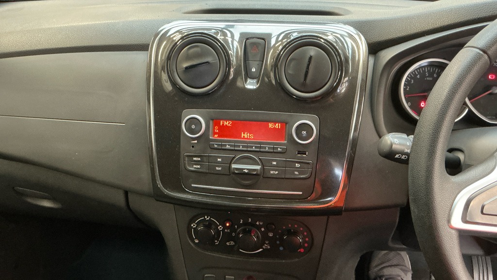 Used Dacia Sandero 2017 for sale - 78079363: Photo 11