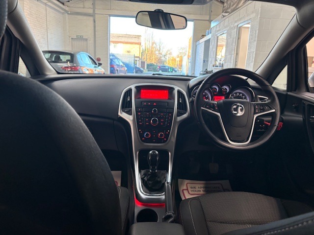 Used Vauxhall Astra 2015 for sale - 76449713: Photo 29