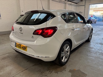 Used Vauxhall Astra 2015 for sale - 76449713: Photo