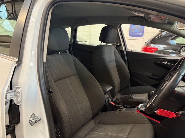 Used Vauxhall Astra 2015 for sale - 76449713: Photo 9