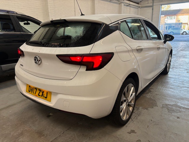Used Vauxhall Astra 2017 for sale - 76340814: Photo 4