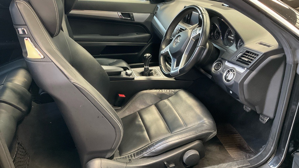 Used Mercedes-Benz E Class 2013 for sale - 77136165: Photo 9