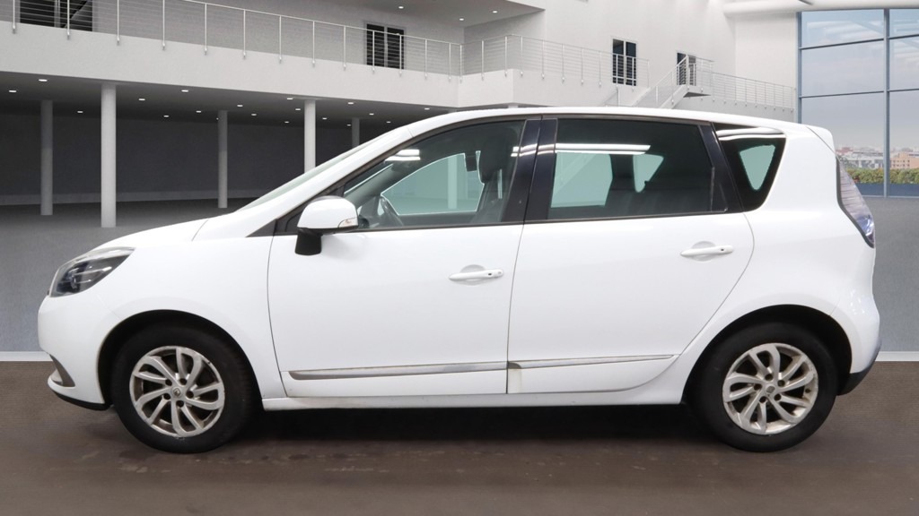 Used Renault Scenic 2015 for sale - 77431655: Photo 7