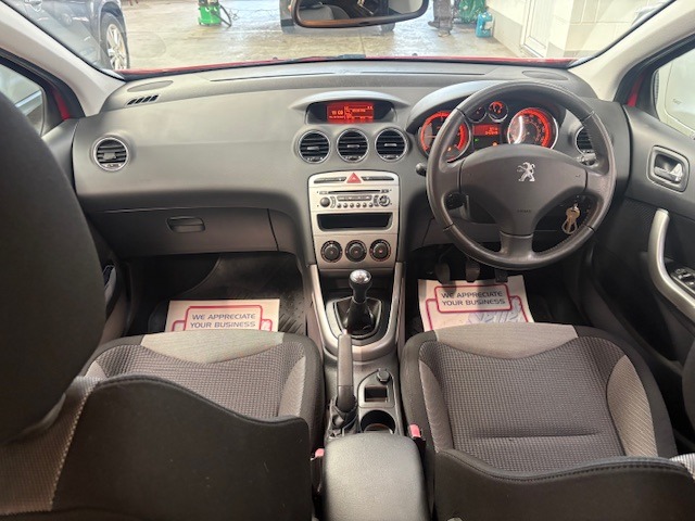 Used Peugeot 308 2013 for sale - 76412432: Photo 11