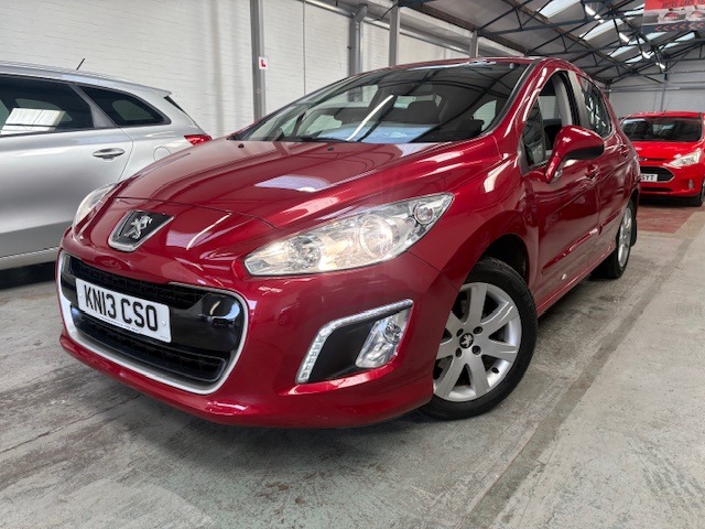 Used Peugeot 308 2013 for sale - 76412432: Photo 2