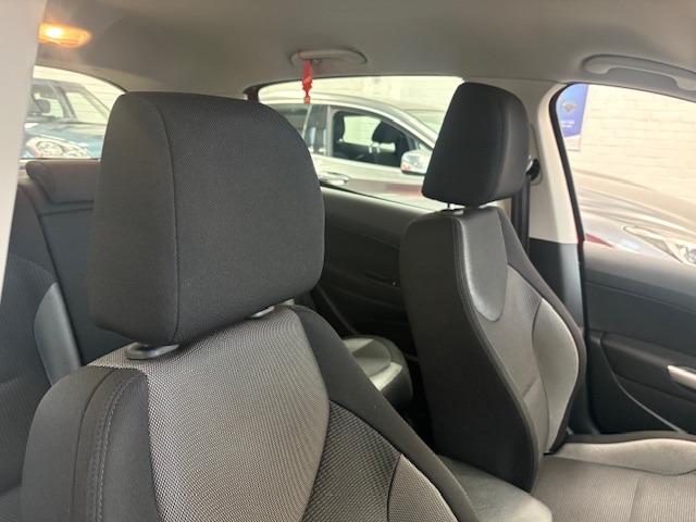 Used Peugeot 308 2013 for sale - 76412432: Photo 22