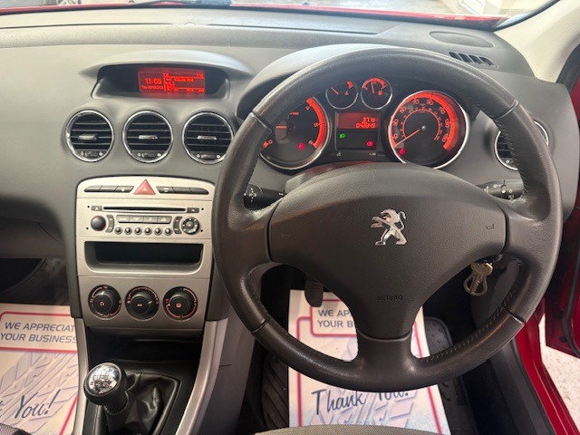 Used Peugeot 308 2013 for sale - 76412432: Photo 23