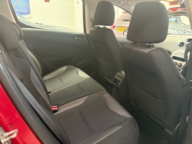 Used Peugeot 308 2013 for sale - 76412432: Photo 36