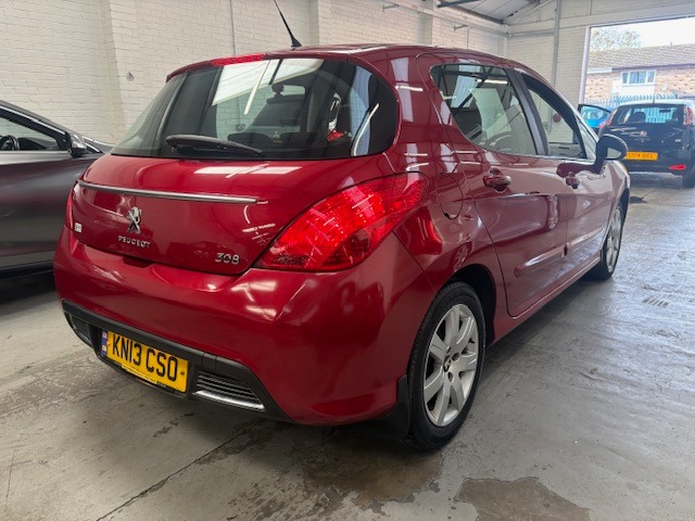 Used Peugeot 308 2013 for sale - 76412432: Photo 4