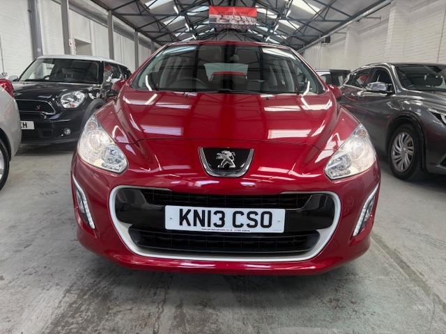 Used Peugeot 308 2013 for sale - 76412432: Photo 5